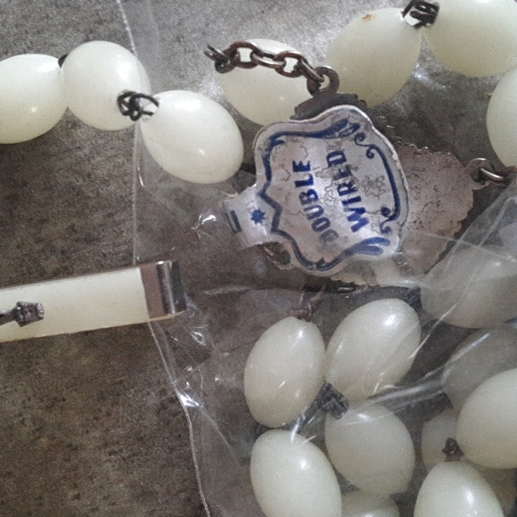 1950s Italian Long Rosary Crucifix - Picture 10 of 12